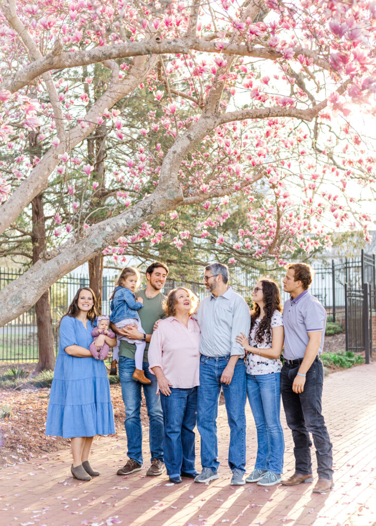 Greensboro Family Session Style Guide | Hayley Jayne Photo