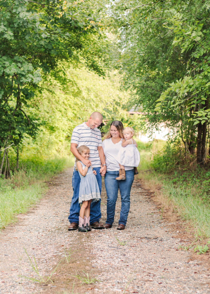 Greensboro Family Session Style Guide | Hayley Jayne Photo